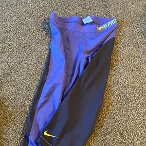 Nike crop leggings